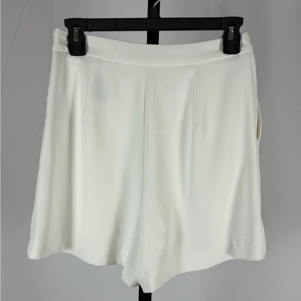 H&M Tailored Shorts Ivory Gold Crest Button Preppy Nautical Classic 4 - Picture 4 of 11